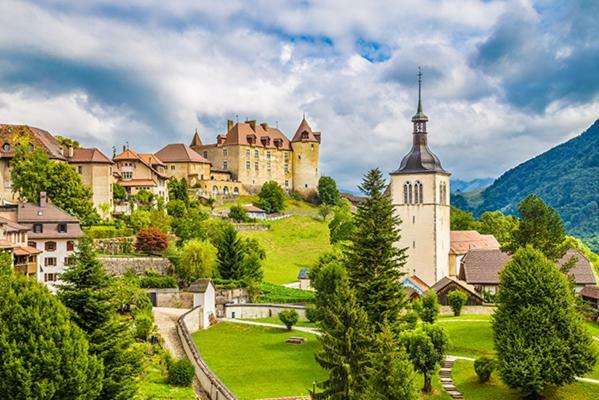 Le Saint Georges Hotel Gruyeres Exterior photo